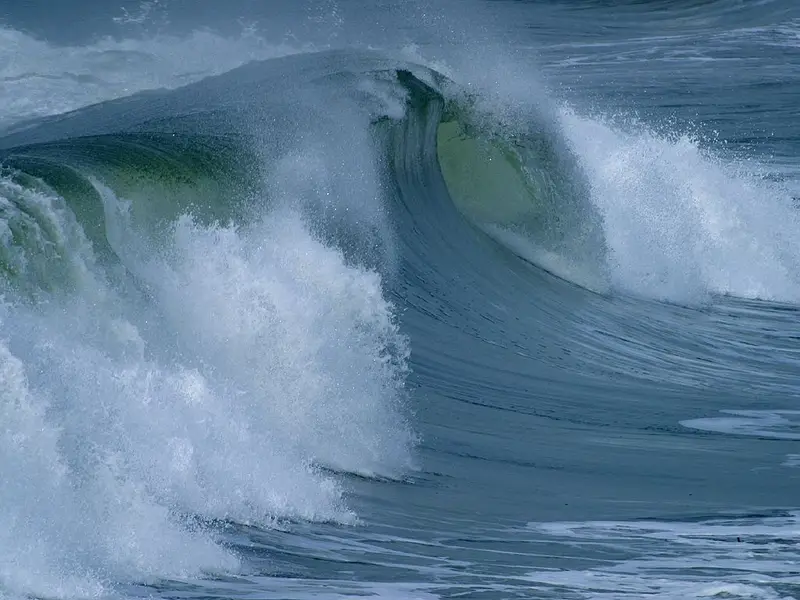 Ocean surface wave