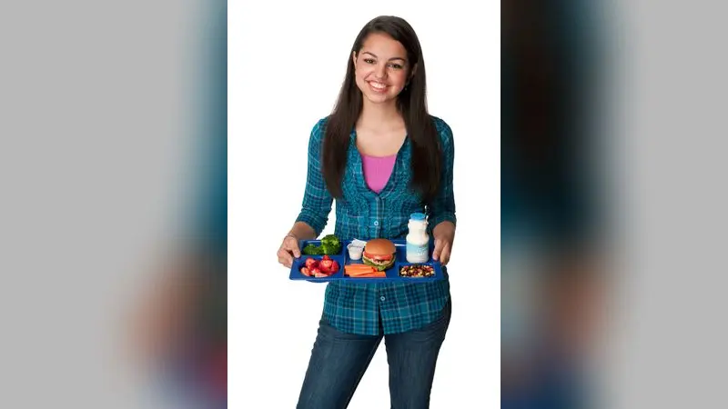 School Lunch (Team Nutrition) (20210805-FNS-PH-0008)
