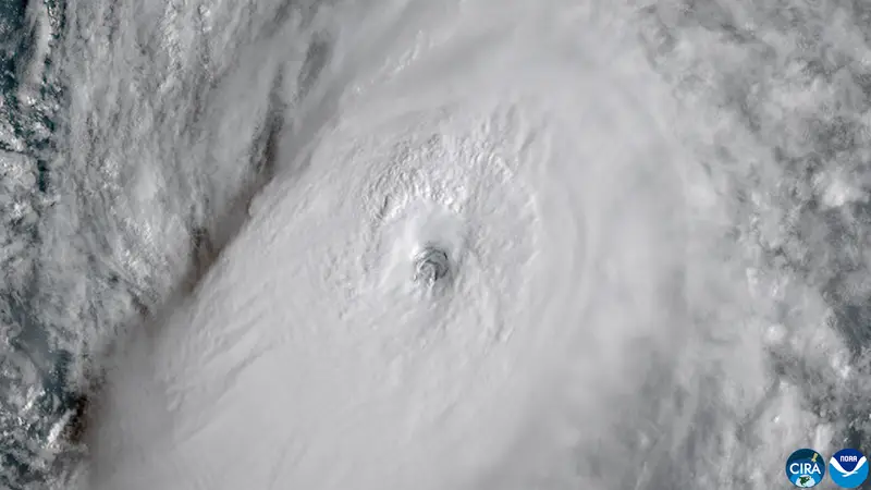 Category 4 Hurricane Nolo Swirls Southwest of Hawai’i (CIRA 2026-09-28)
