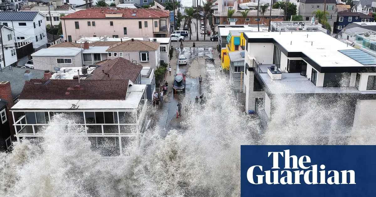 Καλιφόρνια: προετοιμασίες για πλημμύρες με τον κίνδυνο πυρκαγιών ενεργό